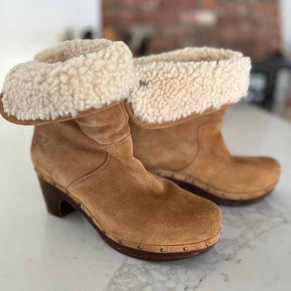 Ugg Lynnea Clog Boots - Size 9 - Picture 1 of 4